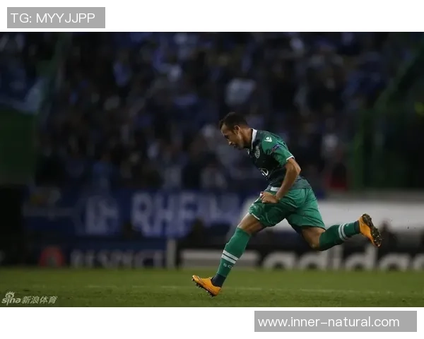 欧冠激战:巴黎圣日耳曼与曼城战成平局精彩瞬间回顾与赛后分析