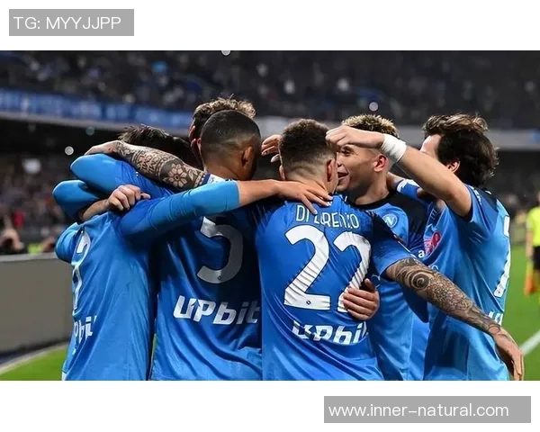 中超精彩对决那不勒斯逆转战胜曼联全场沸腾瞬间回顾